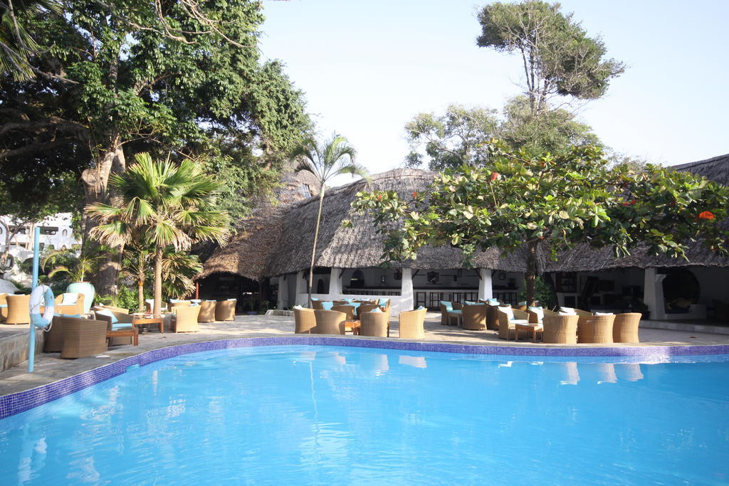 Ocean Village Club (Adults Only) Diani Beach Eksteriør bilde