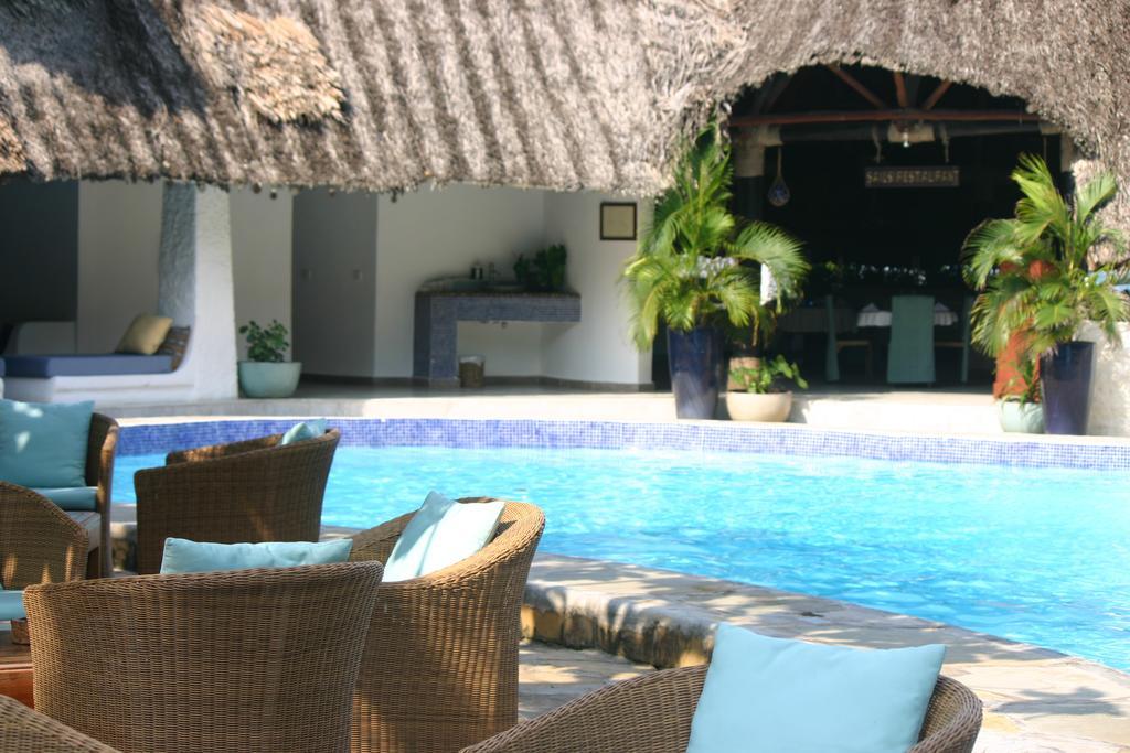 Ocean Village Club (Adults Only) Diani Beach Eksteriør bilde