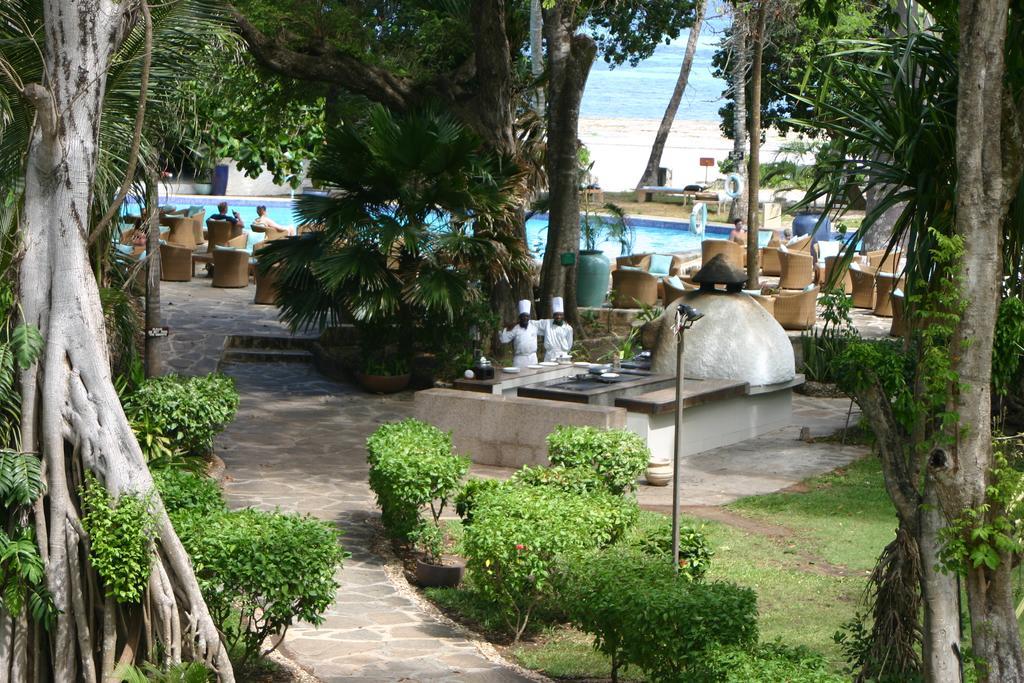 Ocean Village Club (Adults Only) Diani Beach Eksteriør bilde
