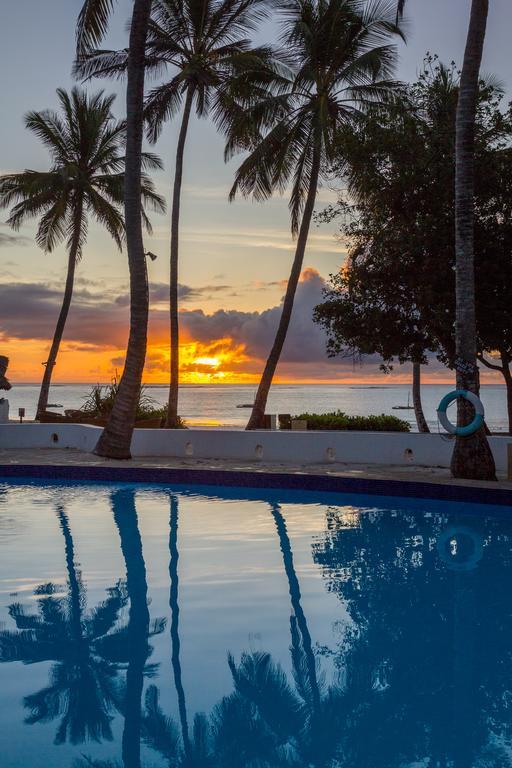 Ocean Village Club (Adults Only) Diani Beach Eksteriør bilde