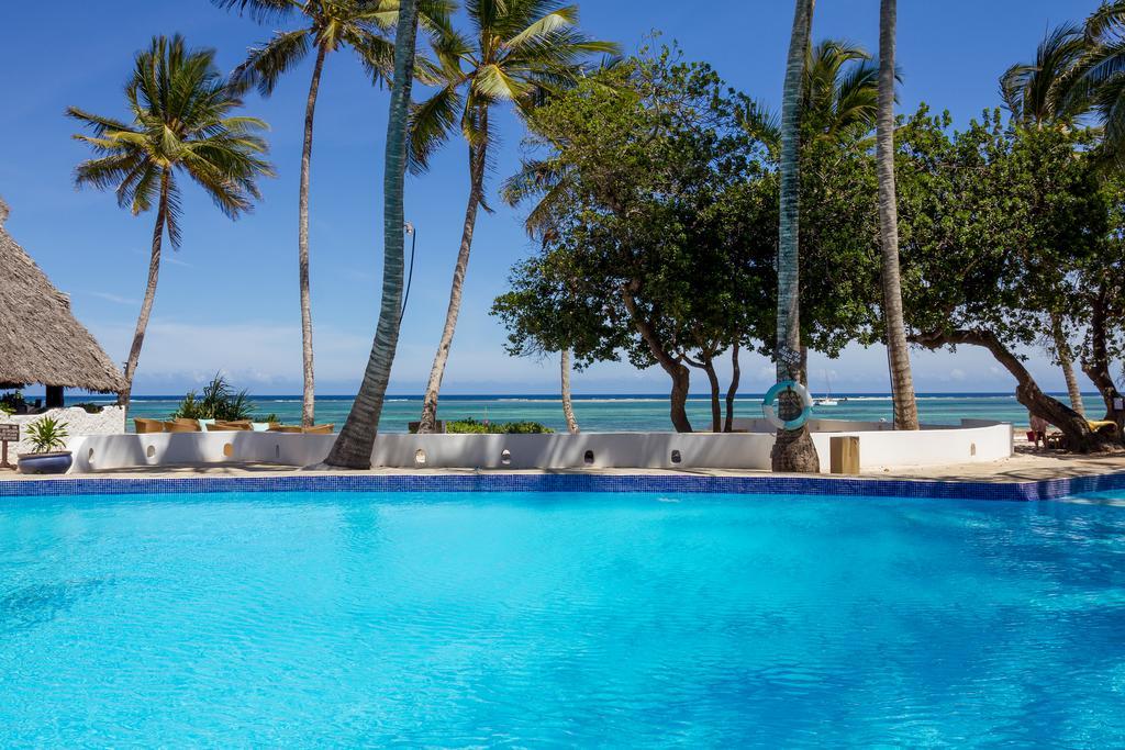 Ocean Village Club (Adults Only) Diani Beach Eksteriør bilde