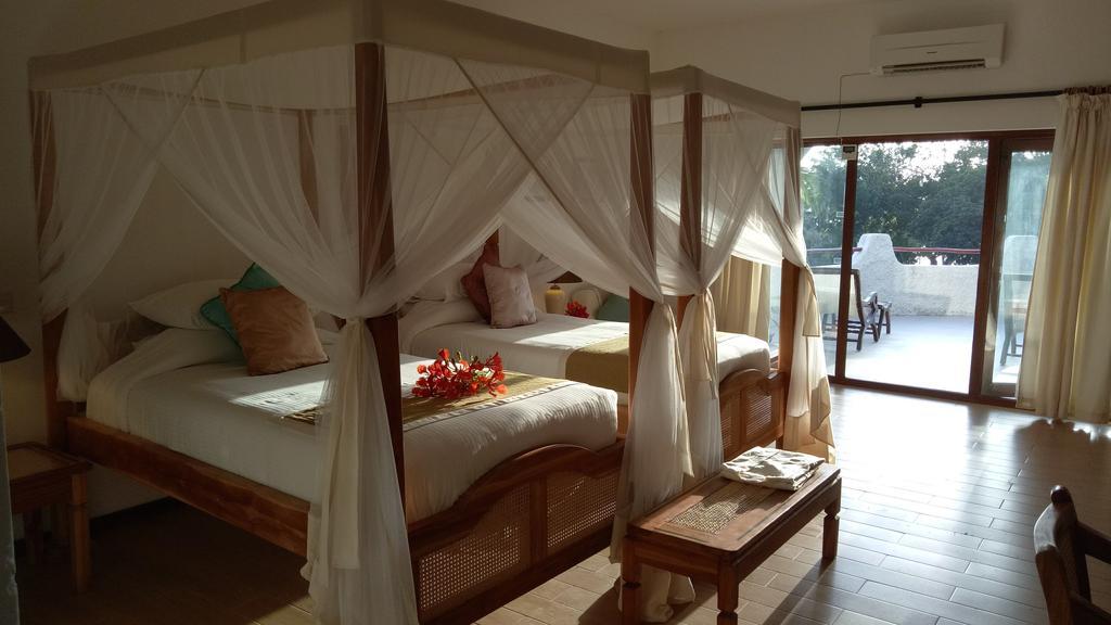Ocean Village Club (Adults Only) Diani Beach Eksteriør bilde