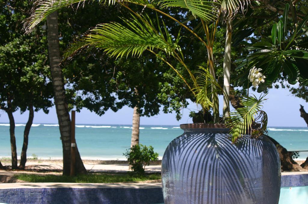Ocean Village Club (Adults Only) Diani Beach Eksteriør bilde